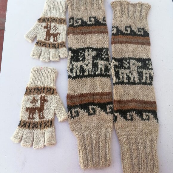 Set of Leg Warmers and Gloves Knitted Wool Flames Winter Warm - Picture 1 of 8